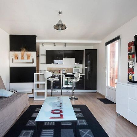 Maison *** Avec Cour 3Km Plage Et La Rochelle Saint-Vivien  外观 照片